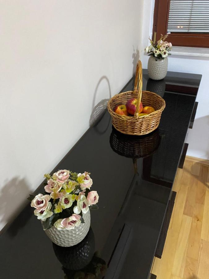Dona Apartments 斯科普里 外观 照片